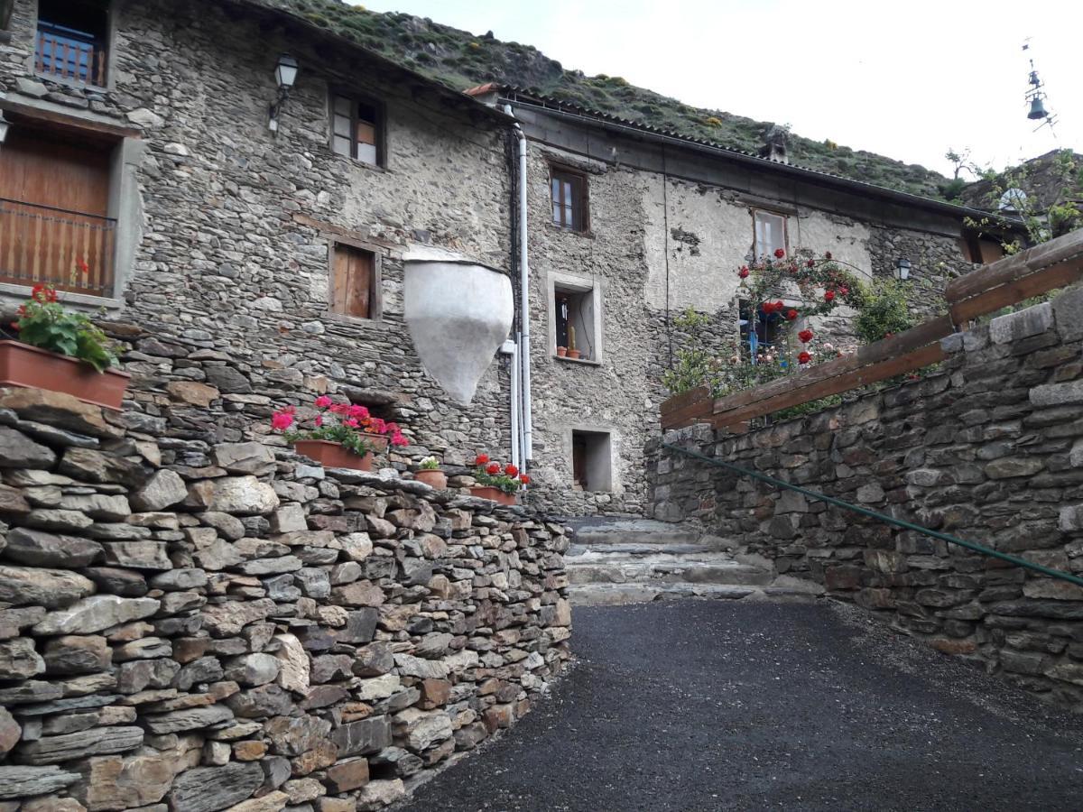 Gite Bellevue Avec Cheminee Et Bois Offert * Nohèdes